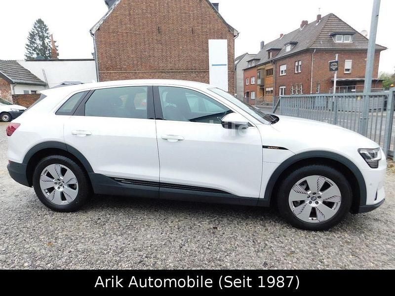 Gebraucht Audi e-tron Sport 300 kW (408 PS) 2020 Weiß SUV