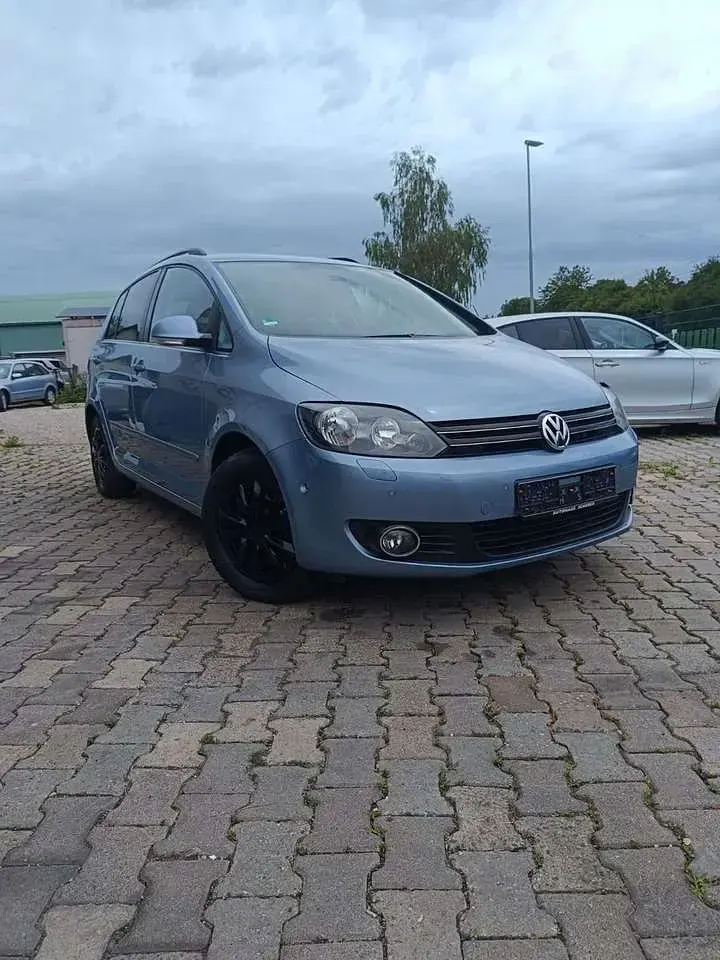 Gebraucht VW Golf Plus Cross Team 105 PS (77 kW) 2012 Shark blue Limousine