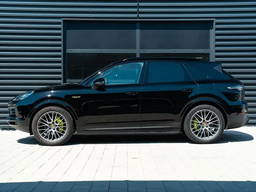 Gebraucht Porsche Cayenne 340 PS (250 kW) 2021 Schwarz SUV