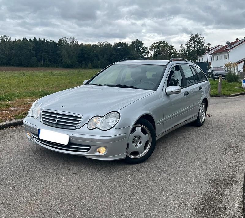 Gebraucht 2005 Mercedes C180 Kombi | 1.850 € (Guter Preis) - Bild 1/4