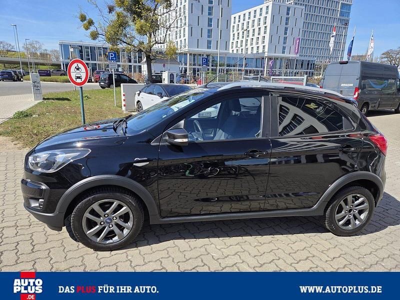 Occasion Ford Ka Plus Active 86 ch (63 kW) 2018 Noir Citadine