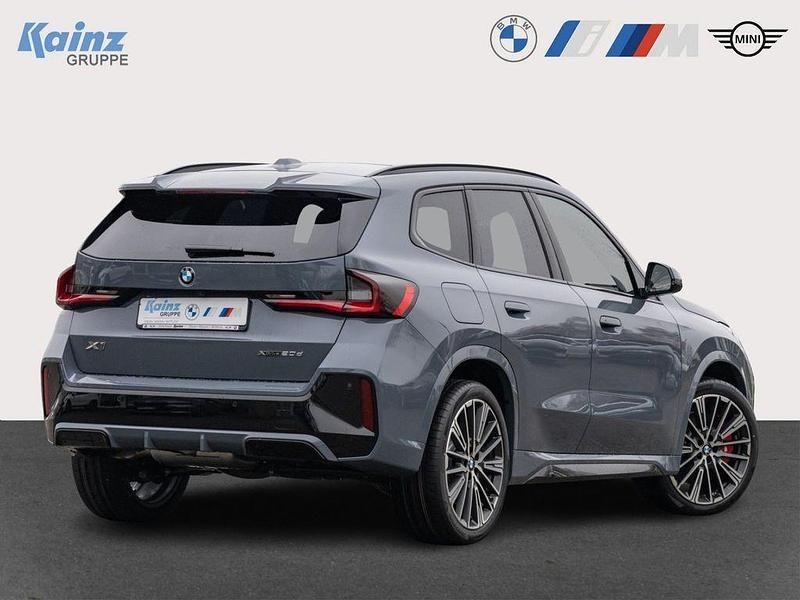 Neu BMW X1 Performance 163 PS (119 kW) 2025 Bmw individual storm bay SUV