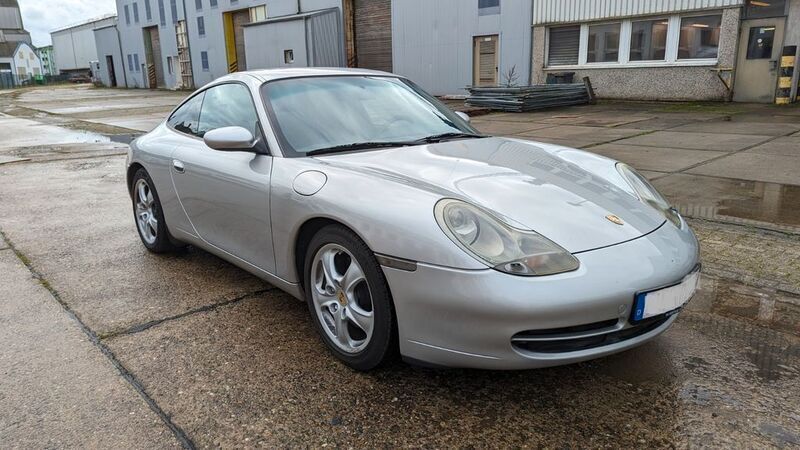 Silber Gebraucht 1999 Porsche 911 Carrera Coupé | 22.999 € (Superpreis) - Bild 1/4