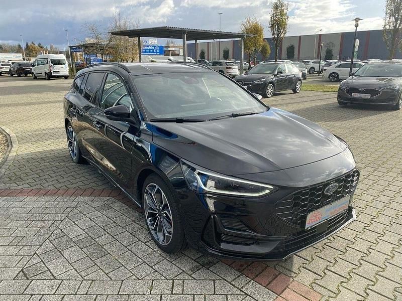 Gebraucht Ford Focus ST-Line X 155 PS (114 kW) 2025 Schwarz Limousine