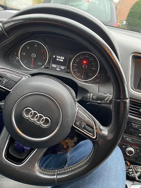 Schwarz Gebraucht 2013 Audi Q5 Ambiente SUV | 12.000 € (Superpreis) - Bild 1/4