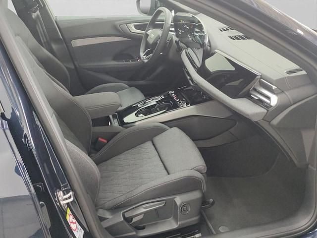 Gebraucht Audi A5 Ambiente 204 PS (150 kW) 2025 Firmamentblau metallic Kombi