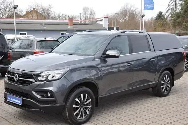 Gebraucht SsangYong Musso Sapphire 181 PS (133 kW) 2020 Grau Pickup