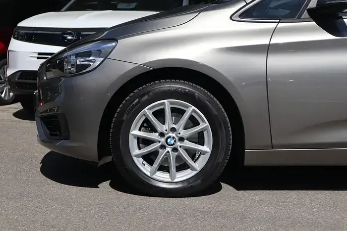 Brugt BMW 218 Advantage 150 HK (110 kW) 2016 Sølv Stationcar
