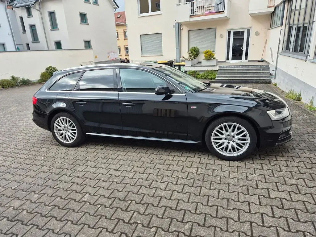Gebraucht Audi A4 S-Line 190 PS (139 kW) 2015 Schwarz Kombi