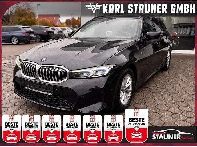 Saphirschwarz (metallic) Gebraucht 2024 BMW 318 M Sport Kombi | 34.480 € (Guter Preis) - Bild 1/2