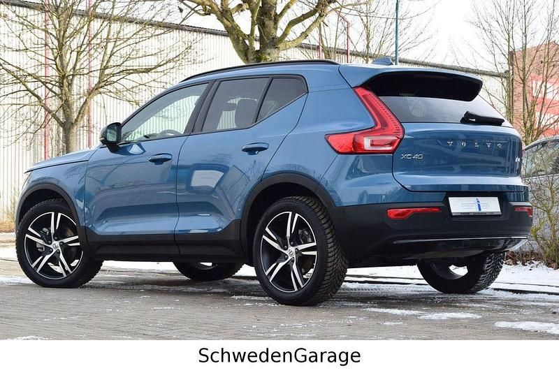 Gebraucht Volvo XC40 Plus 197 PS (144 kW) 2025 Blau SUV