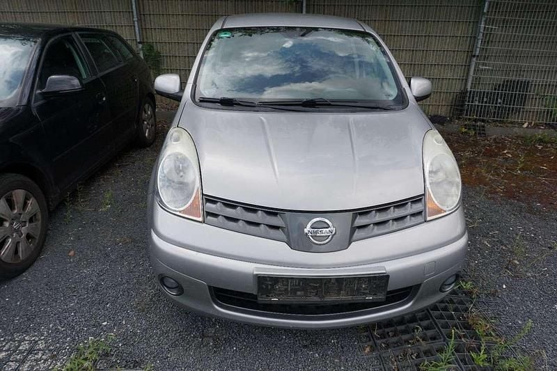 Violet Gebraucht 2007 Nissan Note Acenta Van / Kleinbus | 4.300 € (Fairer Preis) - Bild 1/4