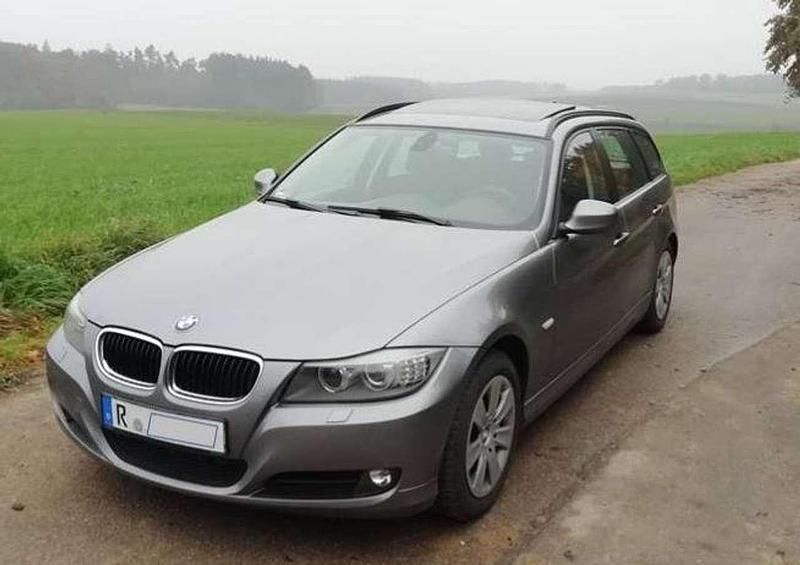 Gebraucht BMW 318 143 PS (105 kW) 2011 Silber Kombi
