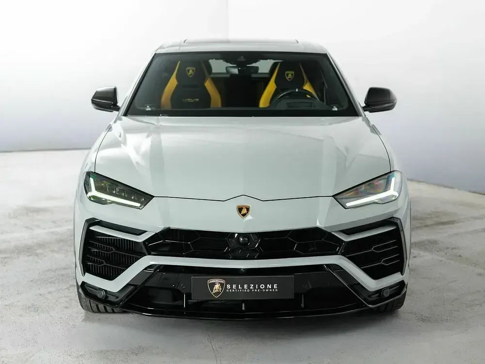 Usata Lamborghini Urus 650 CV (478 kW) 2023 Grigio SUV