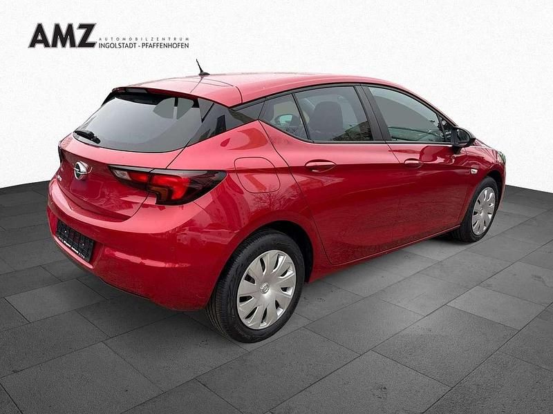 Gebraucht Opel Astra 131 PS (96 kW) 2021 Rot Limousine