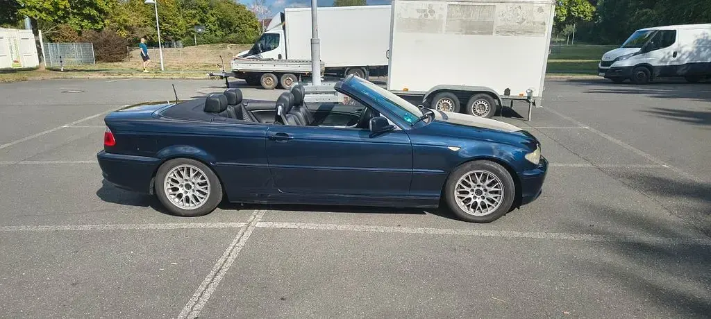 Gebraucht BMW 320 Cabriolet 150 PS (110 kW) 2005 Blau Cabrio