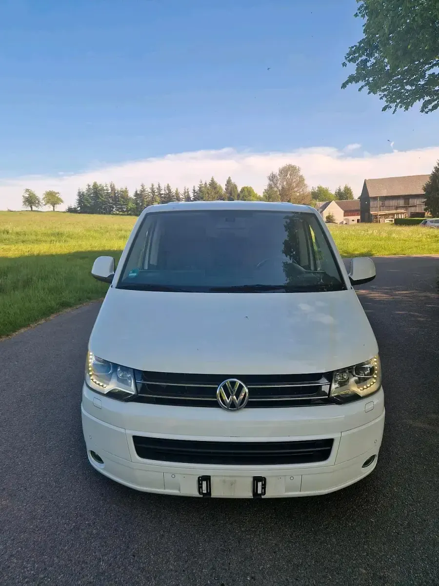 Gebraucht VW T5 Comfortline 180 PS (132 kW) 2012 Weiß Van