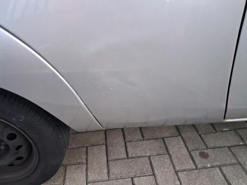 Gebraucht Ford Ka 70 PS (51 kW) 2006 Silber Kleinwagen