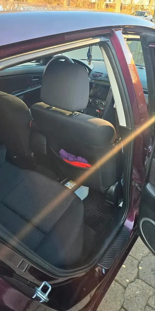 Gebraucht Mazda 3 105 PS (77 kW) 2007 Violet Kleinwagen