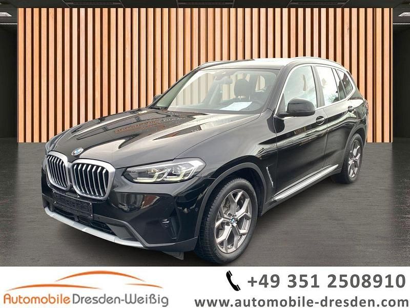 Schwarz black sapphire metallic (metallic) Gebraucht 2023 BMW X3 Performance SUV | 43.980 € (Superpreis) - Bild 1/4