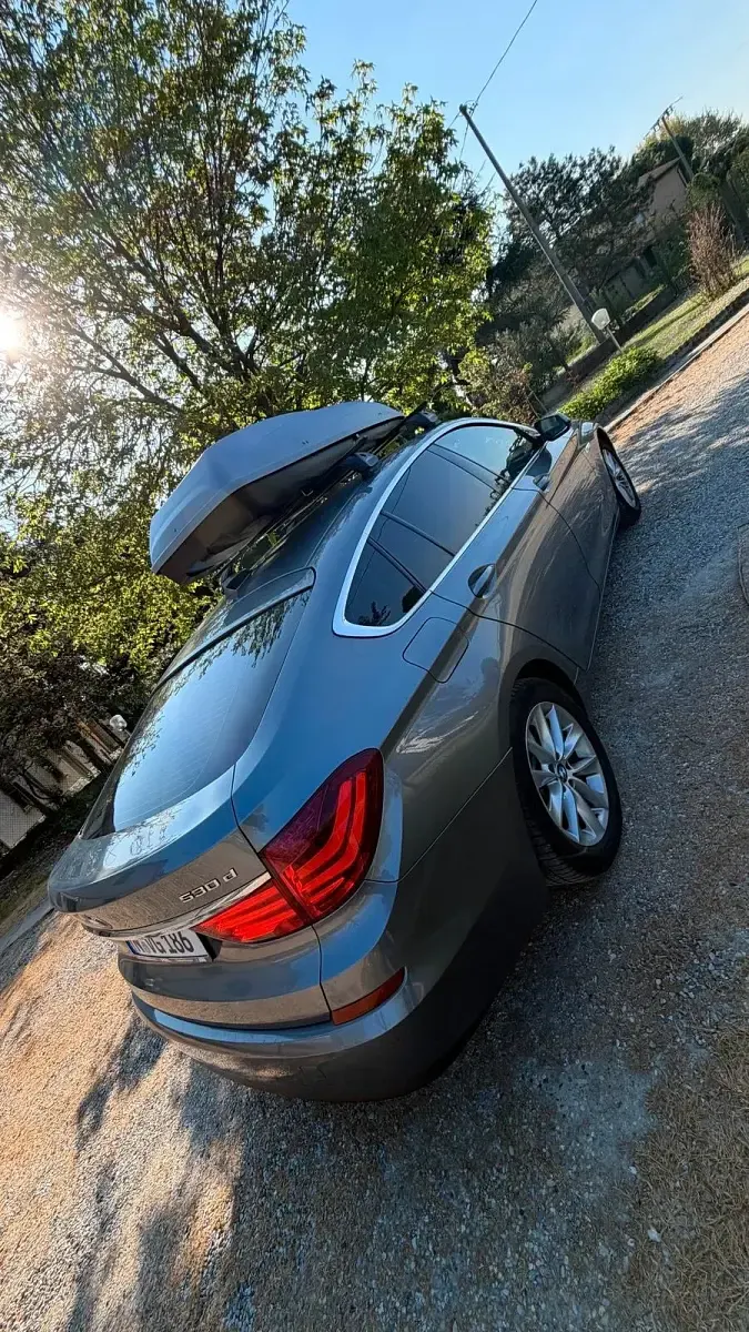 Gebraucht BMW 530 450 PS (330 kW) 2011 Silber Limousine