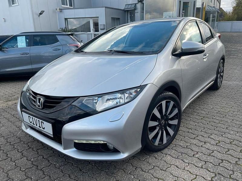 Silber Gebraucht 2014 Honda Civic Sport Limousine | 7.950 € (Fairer Preis) - Bild 1/4