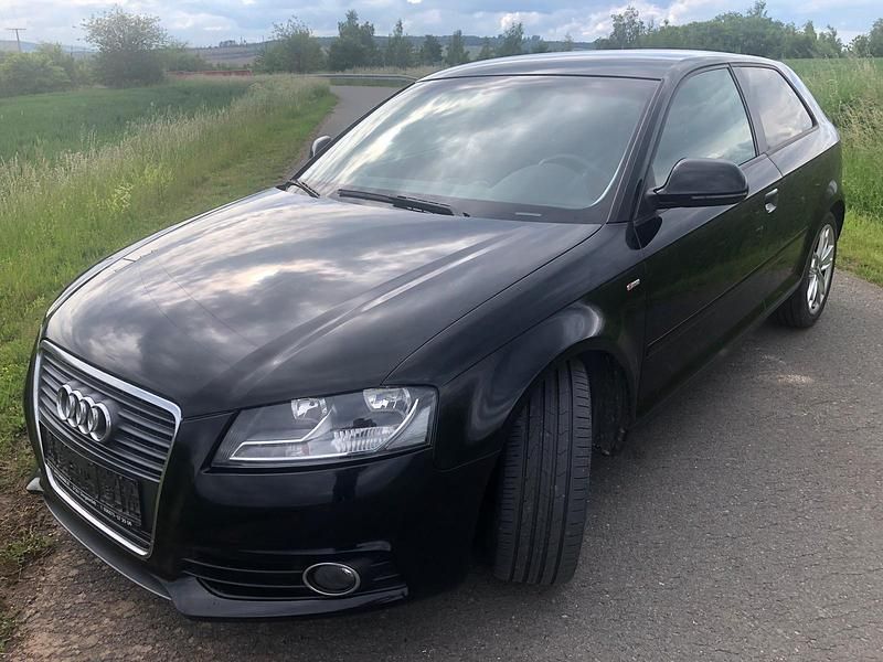 Gebraucht Audi A3 S-Line 160 PS (117 kW) 2010 Schwarz Kleinwagen