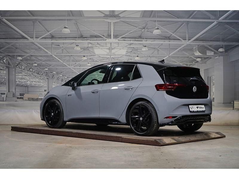 Neu VW ID.3 GTX 239 kW (326 PS) 2026 Mondsteingrau schwarz Kleinwagen