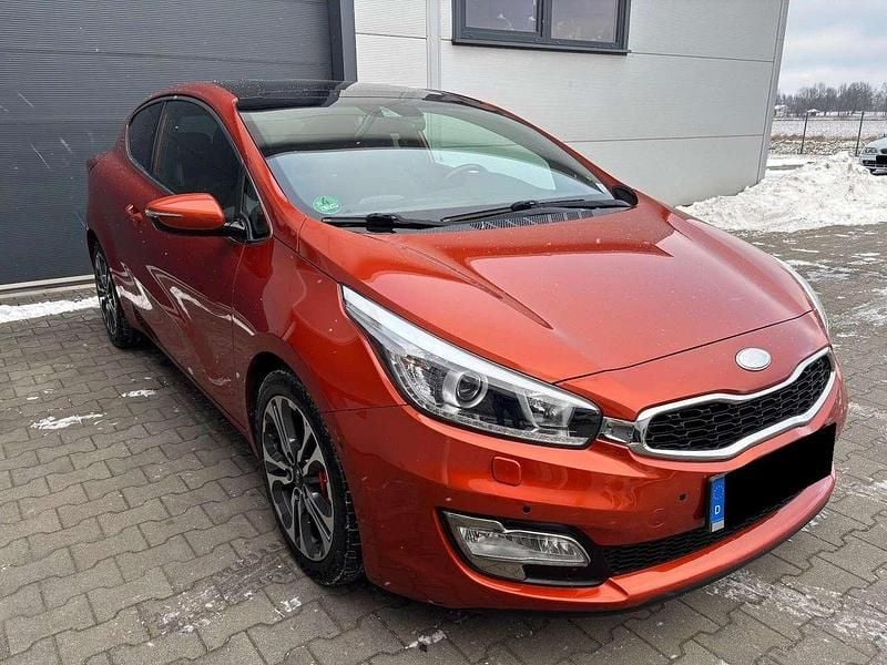 Orange Gebraucht 2014 Kia ProCeed Spirit Limousine | 7.500 € (Fairer Preis) - Bild 1/4