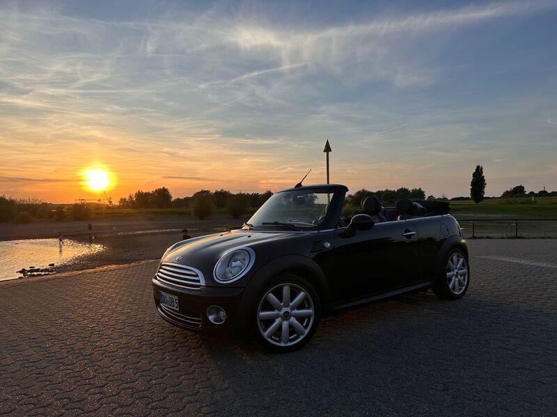 Schwarz Gebraucht 2009 Mini Cooper Cabriolet Cabrio | 5.750 € (Fairer Preis) - Bild 1/4