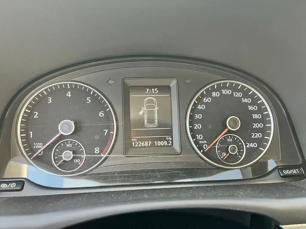 Usata VW Touran 170 CV (125 kW) 2013 Argento Monovolume