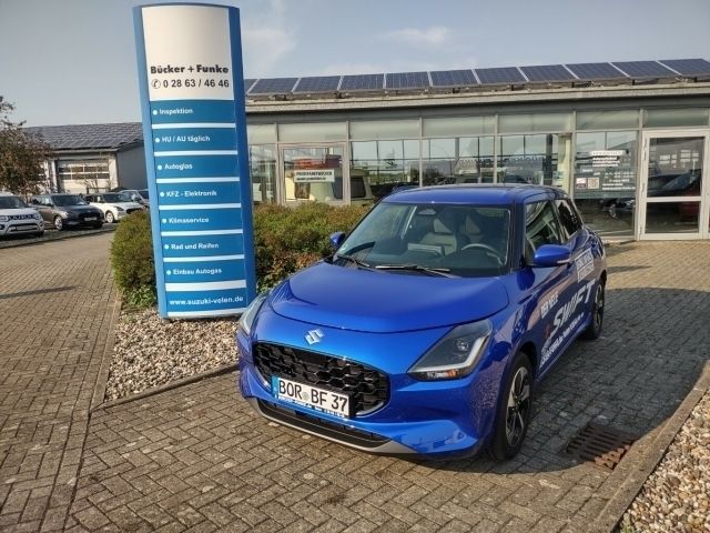 Blau Gebraucht 2024 Suzuki Swift Comfort Kleinwagen | 21.490 € (Etwas zu teuer) - Bild 1/4