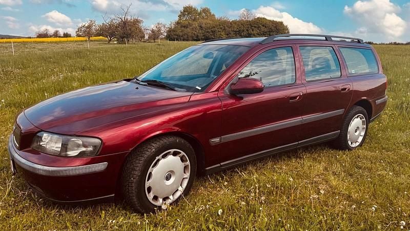Second-hand Volvo V70 2003 Roșu Break