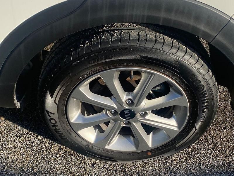 Gebraucht Kia Stonic Edition 7 84 PS (61 kW) 2021 Weiß SUV