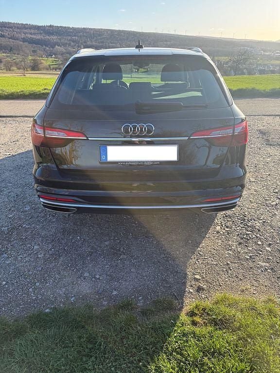 Gebraucht Audi A4 Advanced 204 PS (150 kW) 2020 Schwarz Kombi