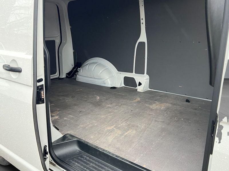 Gebraucht VW Transporter 110 PS (80 kW) 2021 Weiß Van