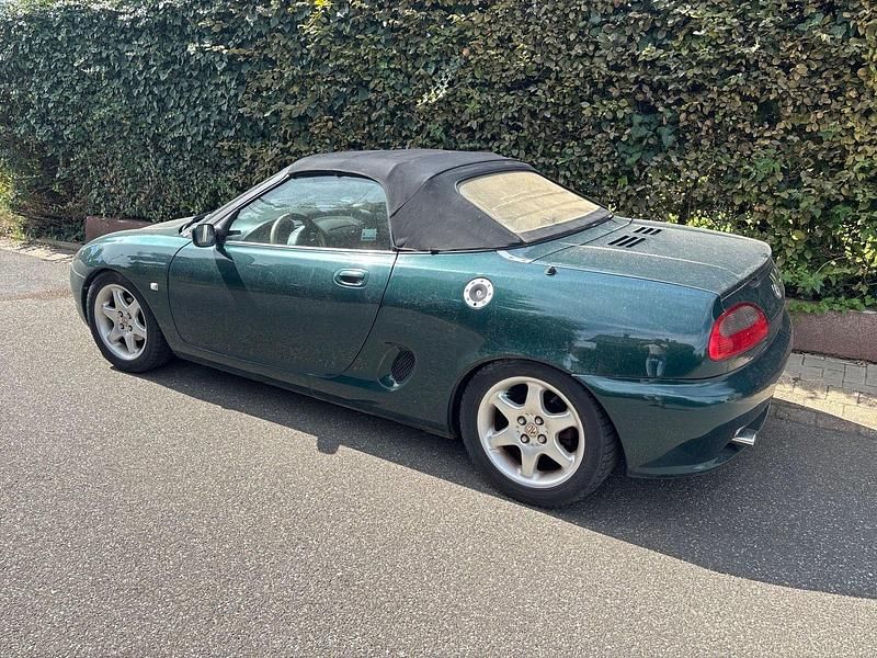 Gebraucht MG F 145 PS (106 kW) 1999 Grün Cabrio