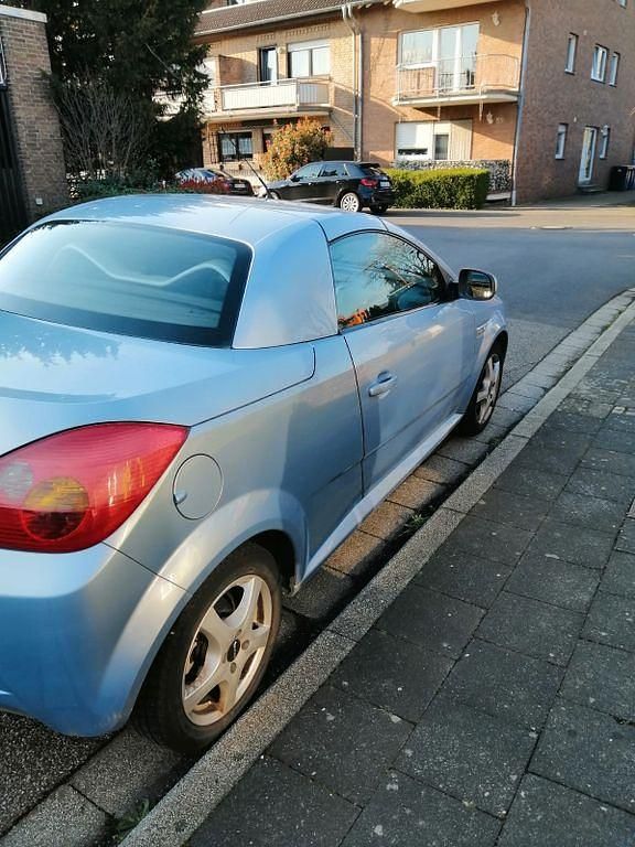Gebraucht Opel Tigra 125 PS (91 kW) 2006 Blau Cabrio