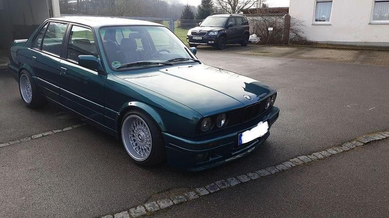 Gebraucht BMW 325 Performance 170 PS (125 kW) 1990 Grün Limousine