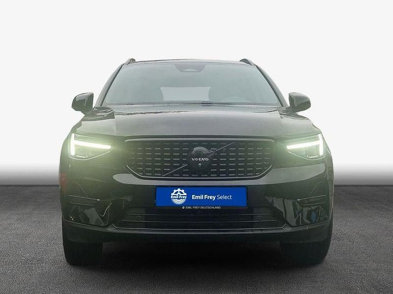 Gebraucht Volvo XC40 Plus 163 PS (119 kW) 2025 Onyx schwarzmetallic SUV