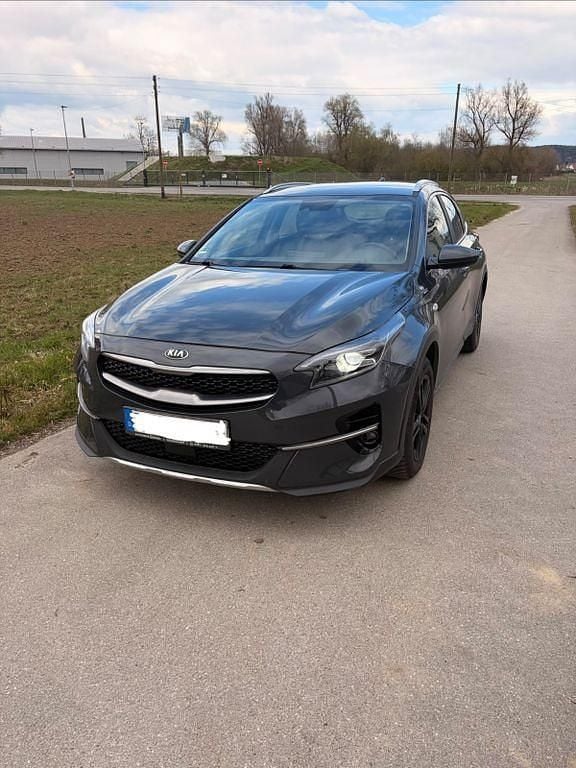 Gebraucht Kia XCeed 120 PS (88 kW) 2020 Grau SUV