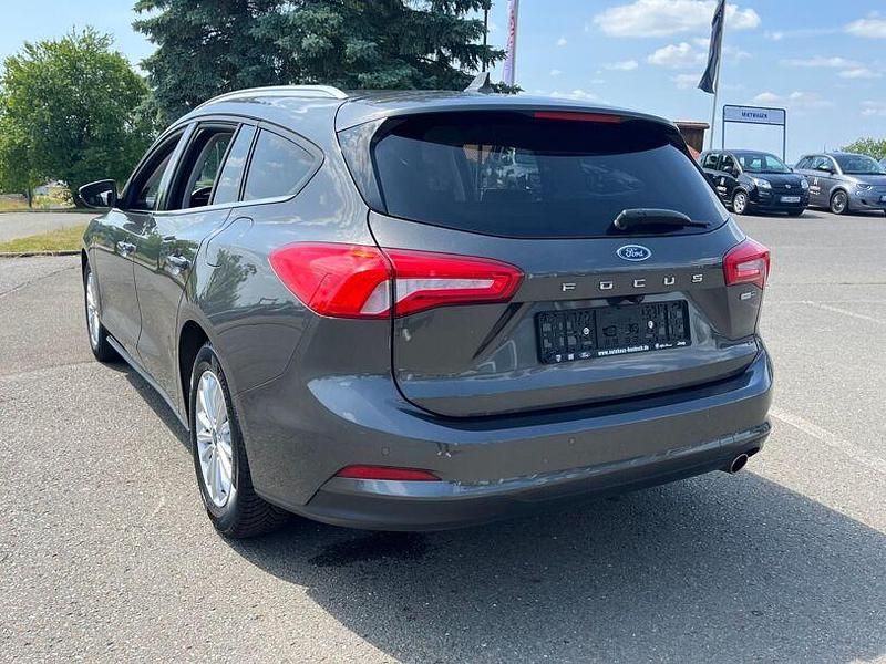 Gebraucht Ford Focus Titanium 155 PS (114 kW) 2020 Grau Kombi
