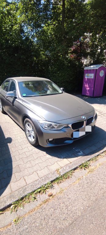 Silber Gebraucht 2015 BMW 316 Limousine | 7.990 € (Superpreis) - Bild 1/4