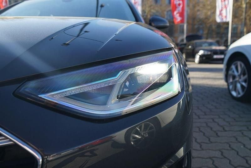 Gebraucht Audi A4 Advanced 265 PS (194 kW) 2022 Grau Kombi