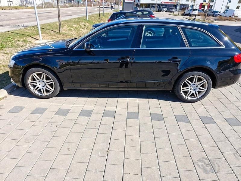 Gebraucht Audi A4 Ambiente 190 PS (139 kW) 2015 Schwarz Kombi