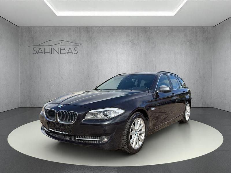 Gebraucht BMW 530 Performance 258 PS (189 kW) 2013 Grau Kombi