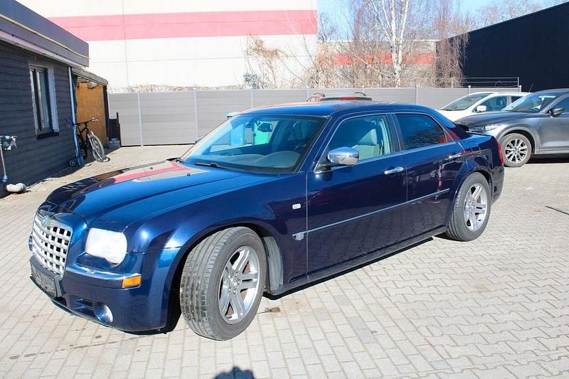 Gebraucht Chrysler 300C 218 PS (160 kW) 2005 Blau Limousine