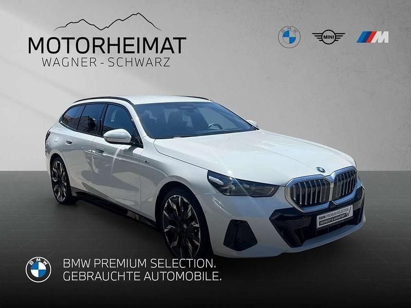 Gebraucht BMW 530e M Sport 299 PS (219 kW) 2024 Weiß Kombi
