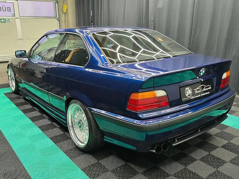 Gebraucht BMW 325 Performance 192 PS (141 kW) 1994 Blau Coupé
