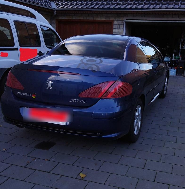 Gebraucht Peugeot 307 CC 140 PS (102 kW) 2006 Blau Cabrio